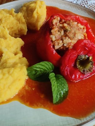 Zapečene punjene paprike u Dutch ovenu by Duda Bojić