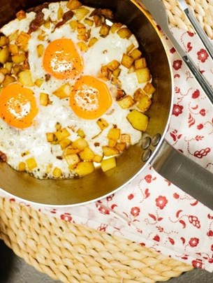 Country breakfast u de Buyer tavi by Slavonka