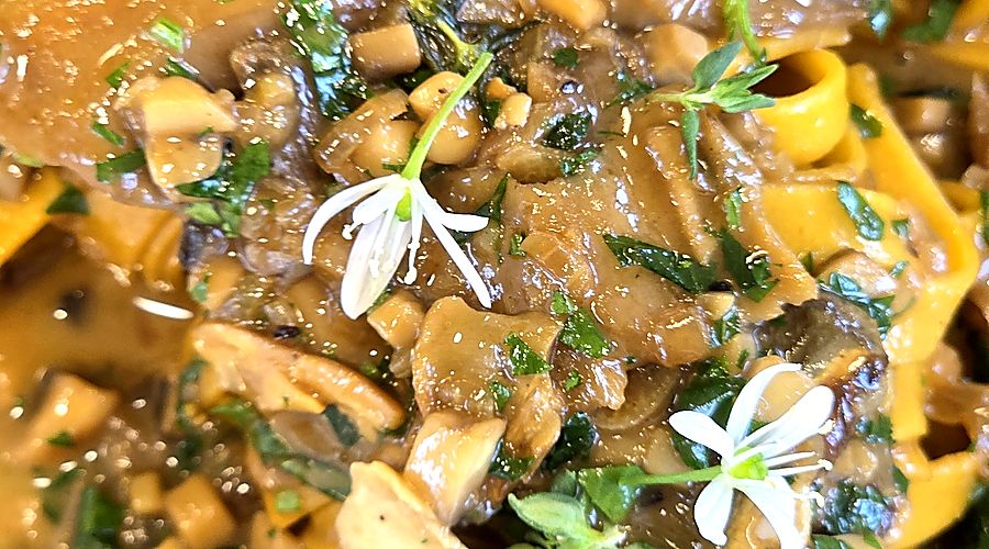 tagliatelle s gljivama