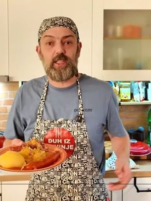 Gove�i odrezak u de Buyer tavi by David Skoko