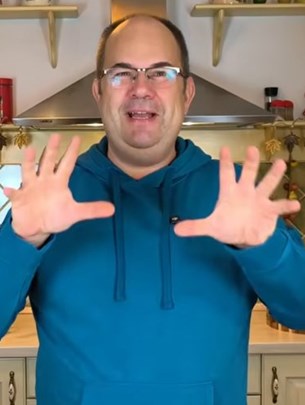 Gove�i odrezak u de Buyer tavi by David Skoko