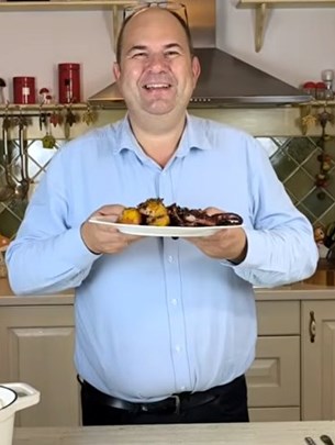 Gove�i odrezak u de Buyer tavi by David Skoko